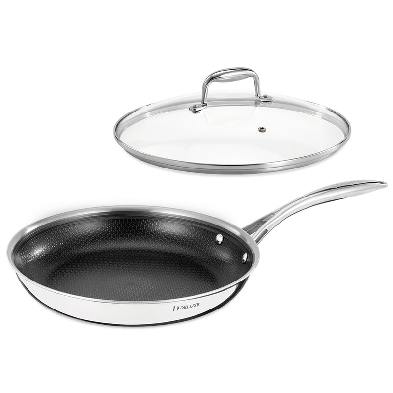 stir-frying skillet