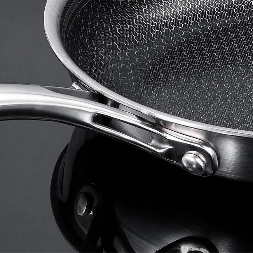 12 inch frying pan detail